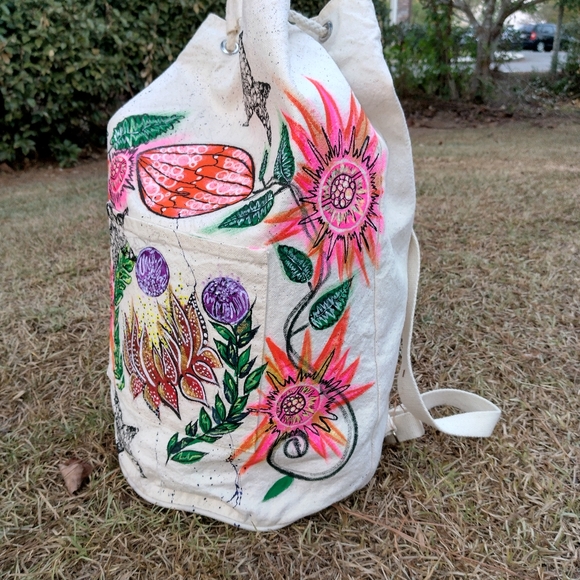 backpack - Picture 5 of 16